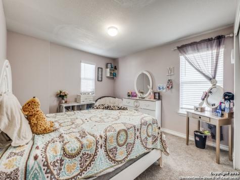 6727 Hoffman Plain San Antonio TX 78252