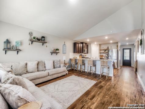 6727 Hoffman Plain San Antonio TX 78252
