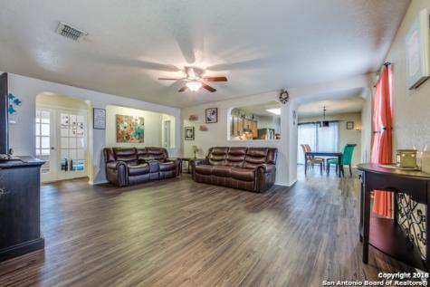 13423 N Solar Crest San Antonio TX 78245