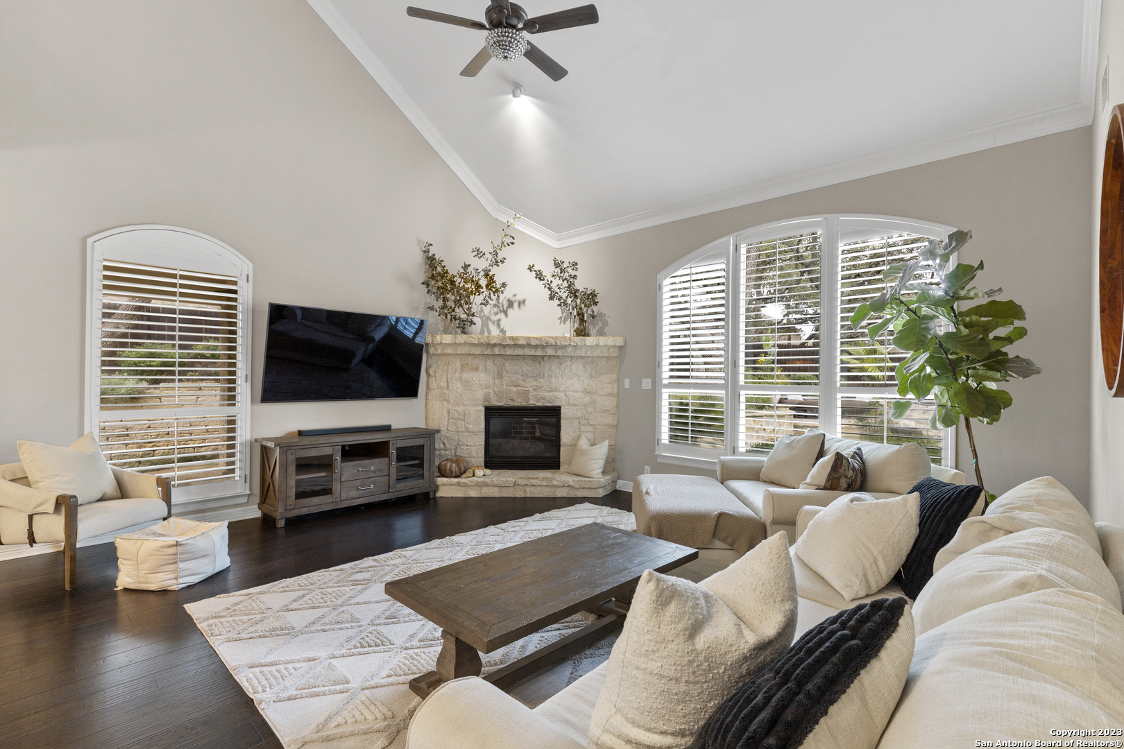 411 Cadence Hill San Antonio TX 78260