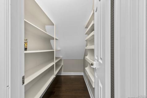 411 Cadence Hill San Antonio TX 78260