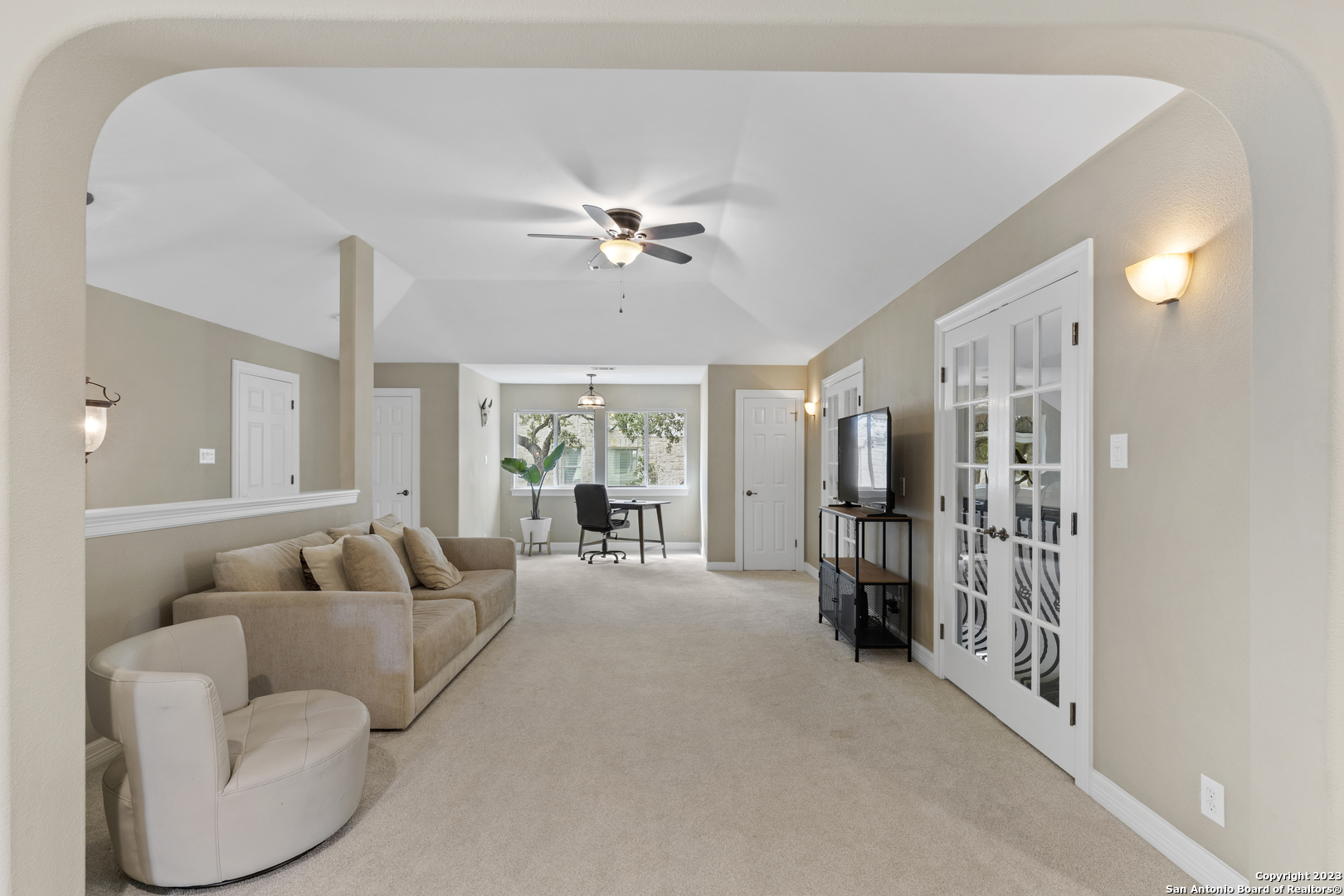 411 Cadence Hill San Antonio TX 78260