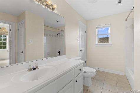 411 Cadence Hill San Antonio TX 78260