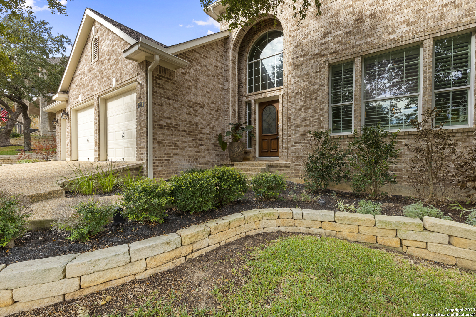 411 Cadence Hill San Antonio TX 78260