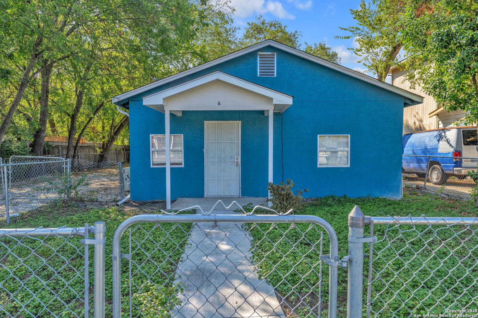 834 Division San Antonio TX 78225