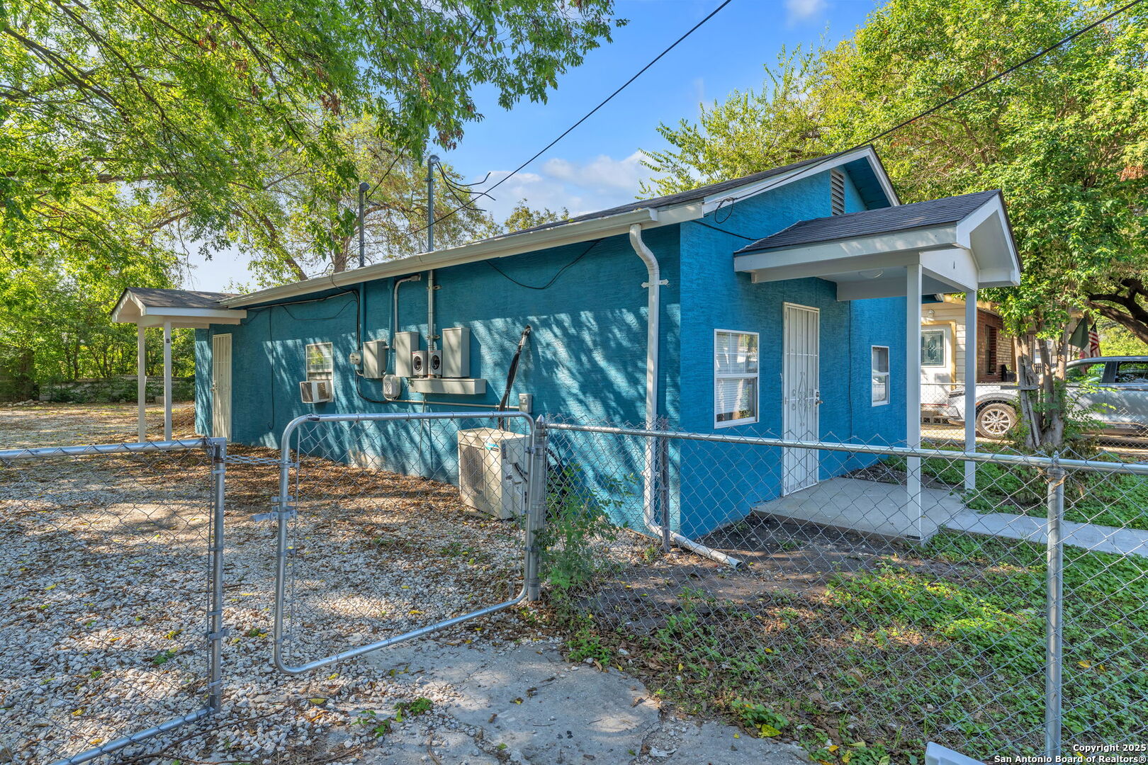 834 Division San Antonio TX 78225
