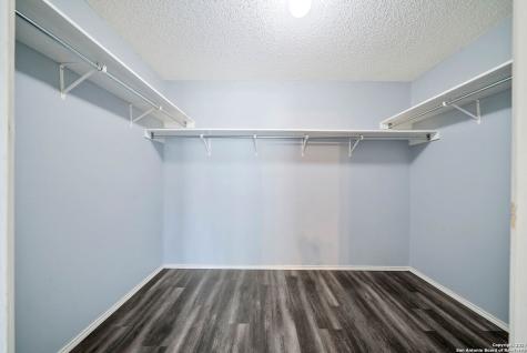 7839 Bypass Shoals San Antonio TX 78244
