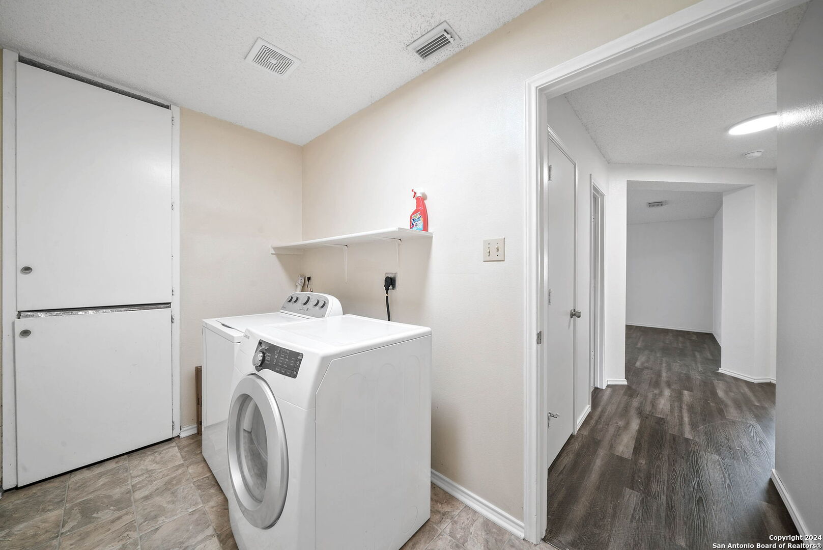 7839 Bypass Shoals San Antonio TX 78244