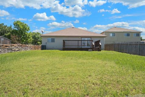 7839 Bypass Shoals San Antonio TX 78244
