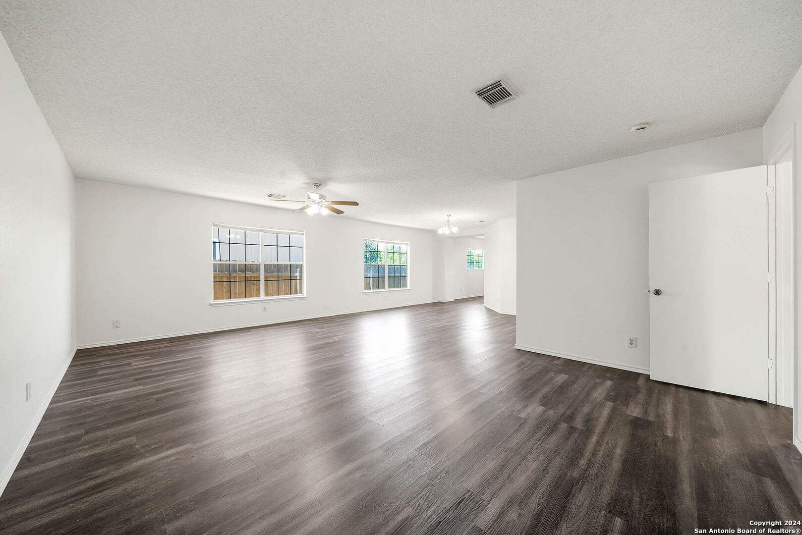 7839 Bypass Shoals San Antonio TX 78244