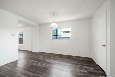 7839 Bypass Shoals San Antonio TX 78244
