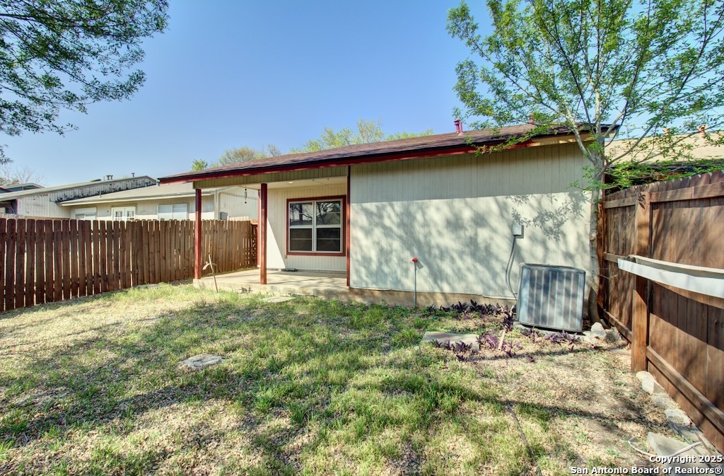 1346 Bayou San Antonio TX 78245