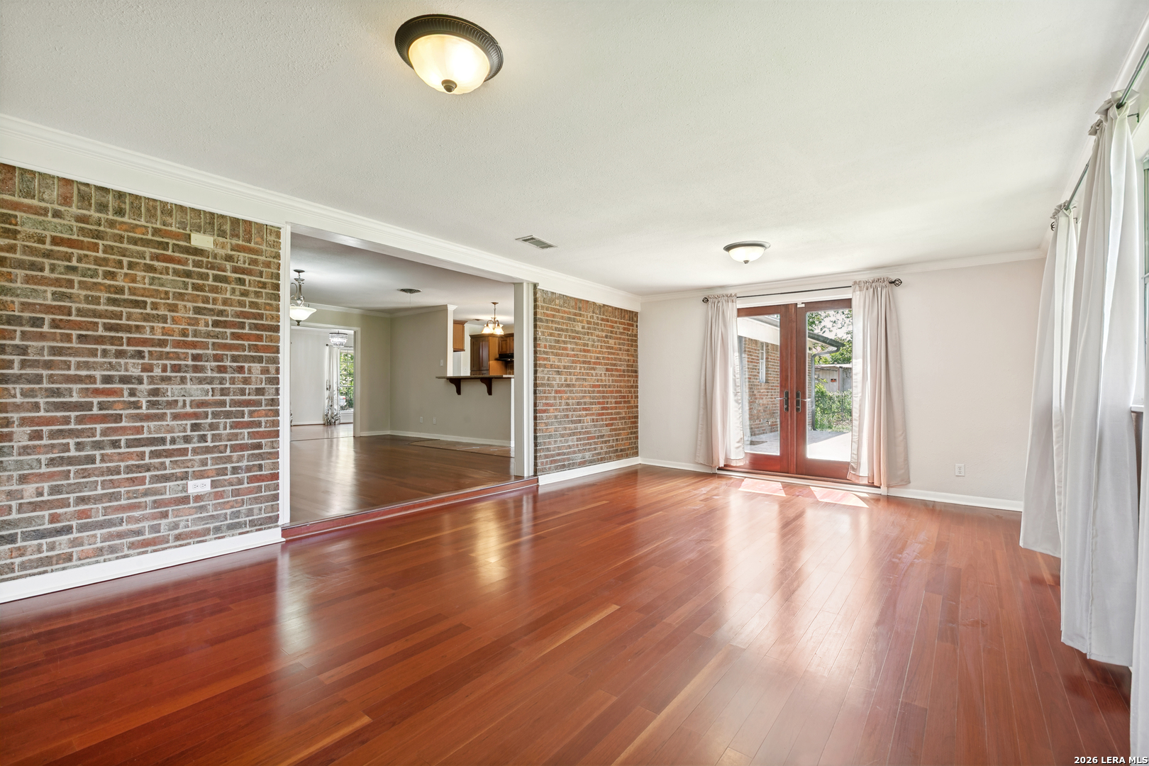 715 E Sunshine Drive San Antonio TX 78228