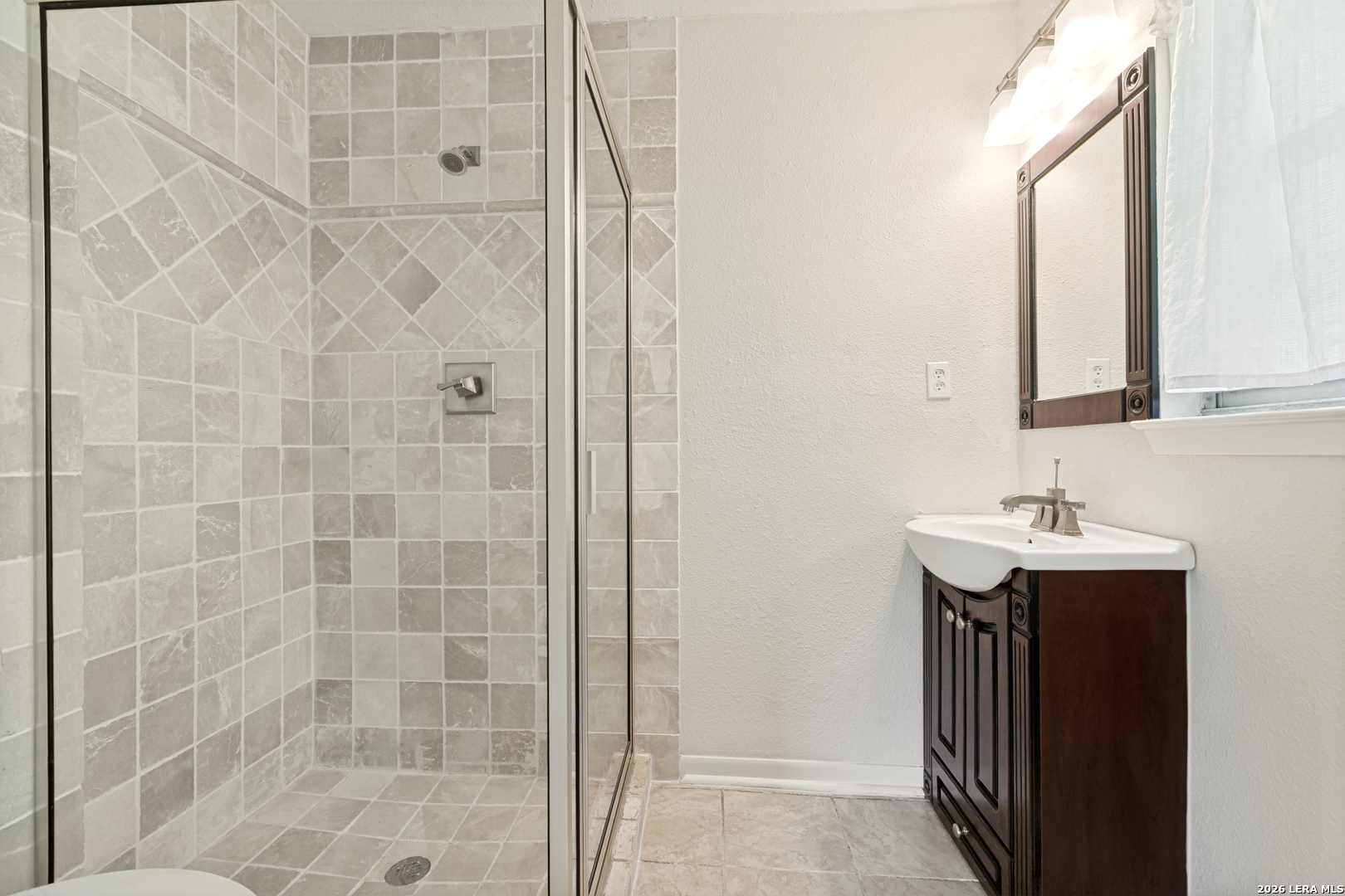 715 E Sunshine Drive San Antonio TX 78228