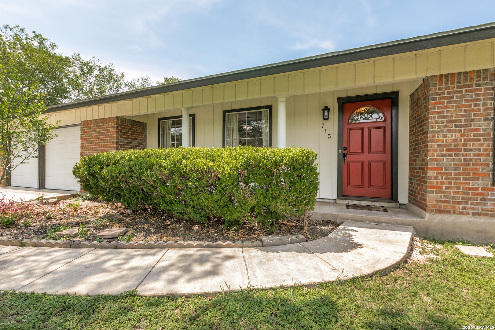 715 E Sunshine Drive San Antonio TX 78228