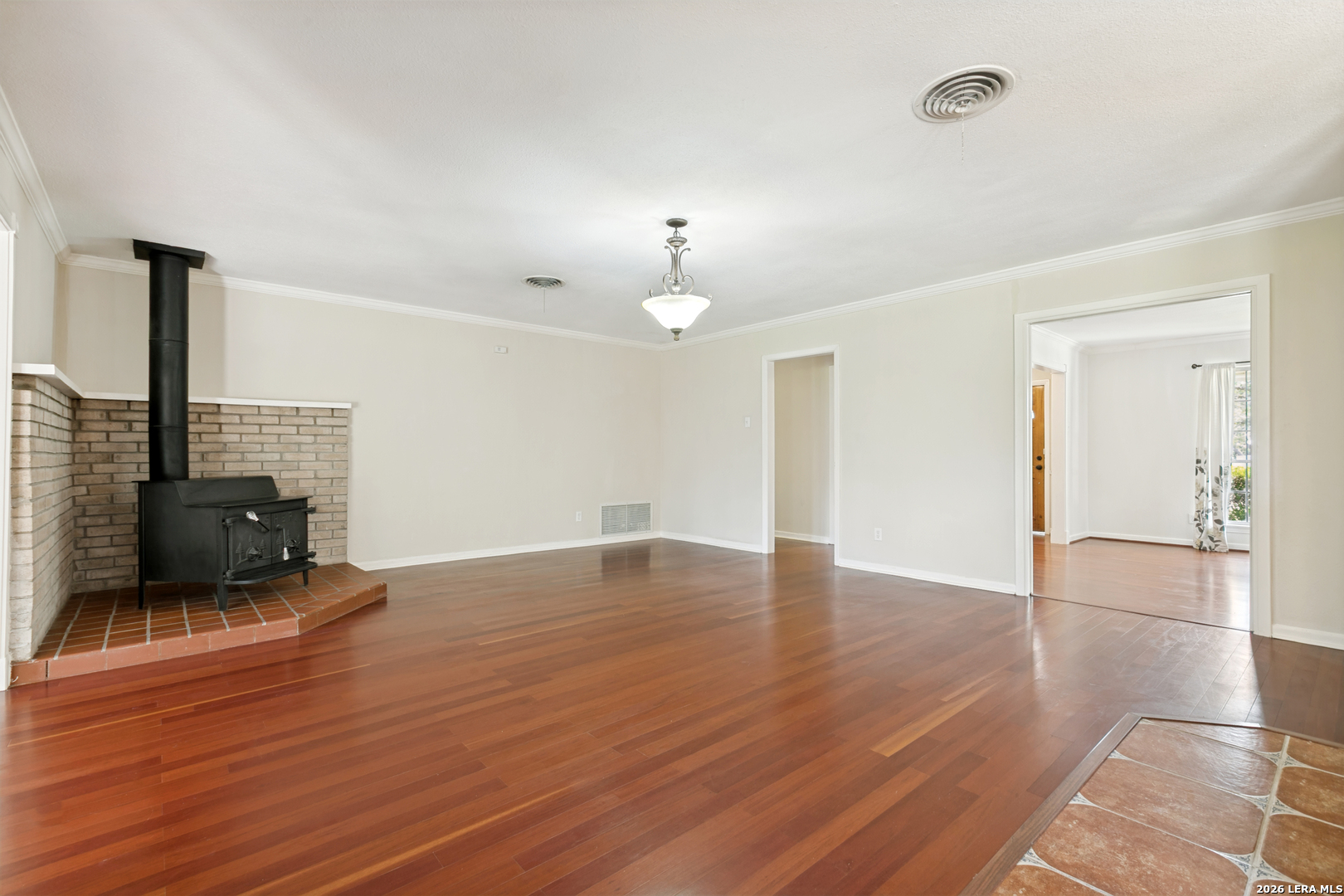 715 E Sunshine Drive San Antonio TX 78228