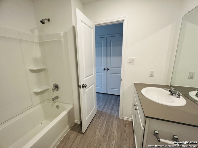 5266 Monarch Bend San Antonio TX 78253