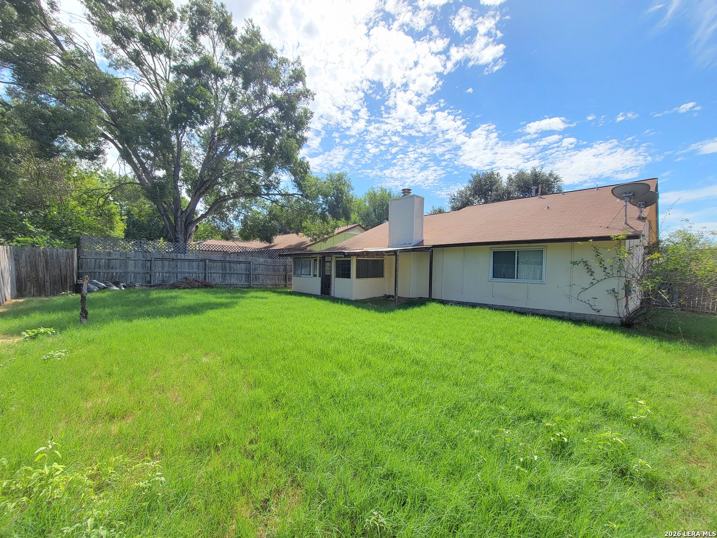 189 Meadowland Universal City TX 78148