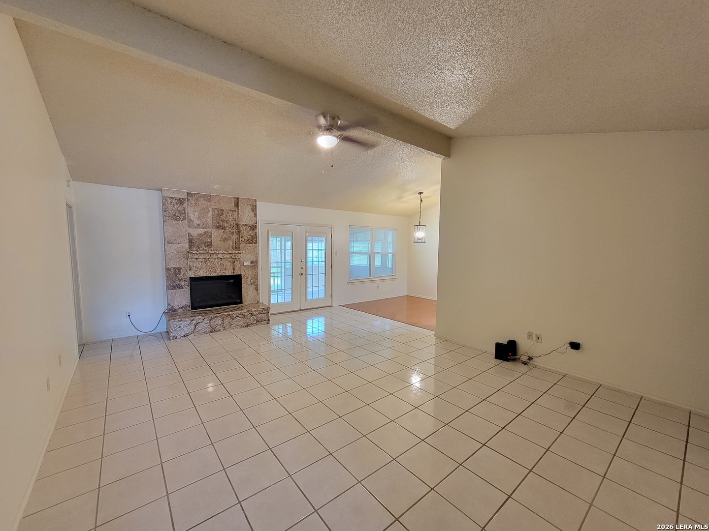189 Meadowland Universal City TX 78148
