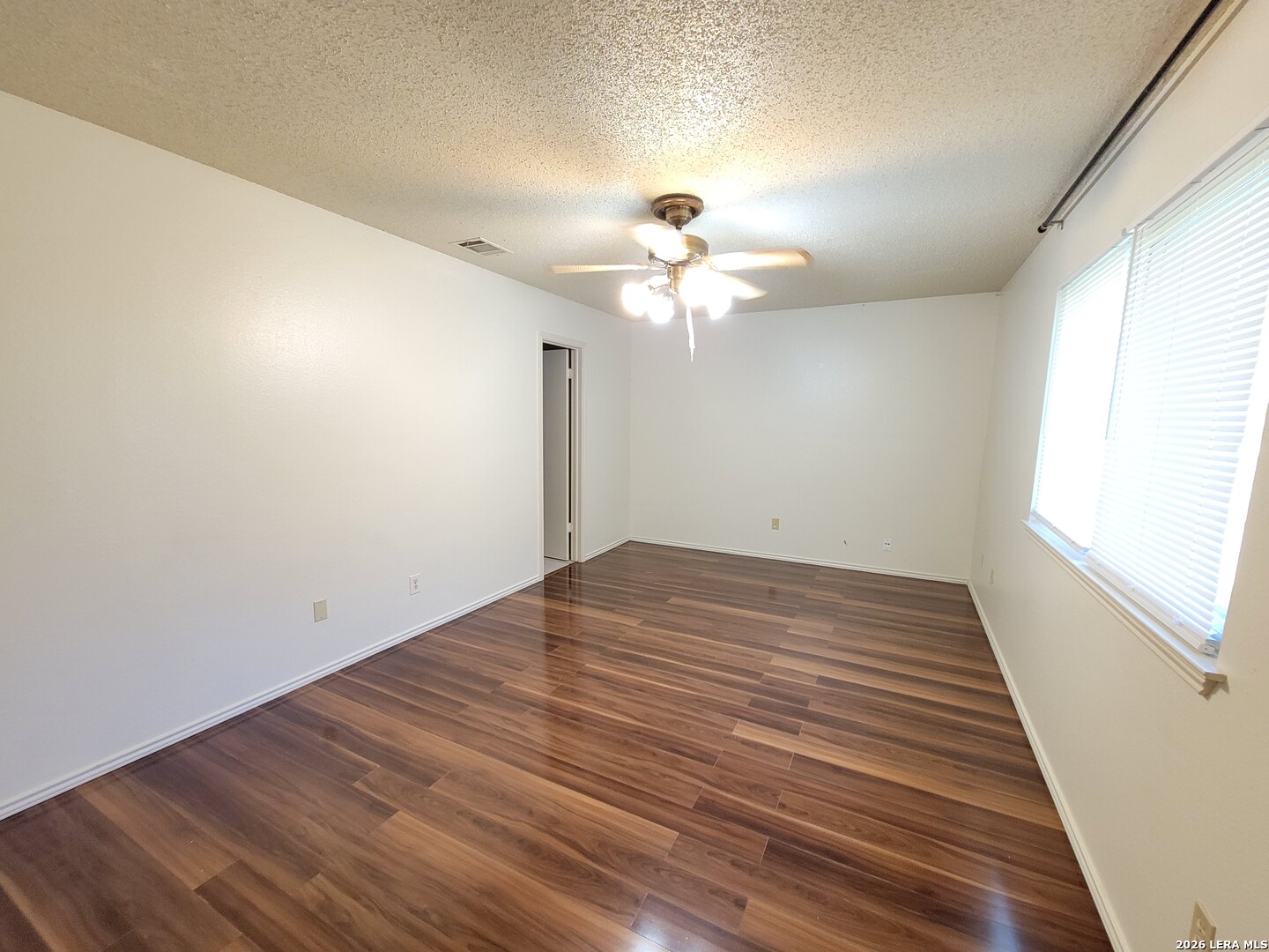 189 Meadowland Universal City TX 78148