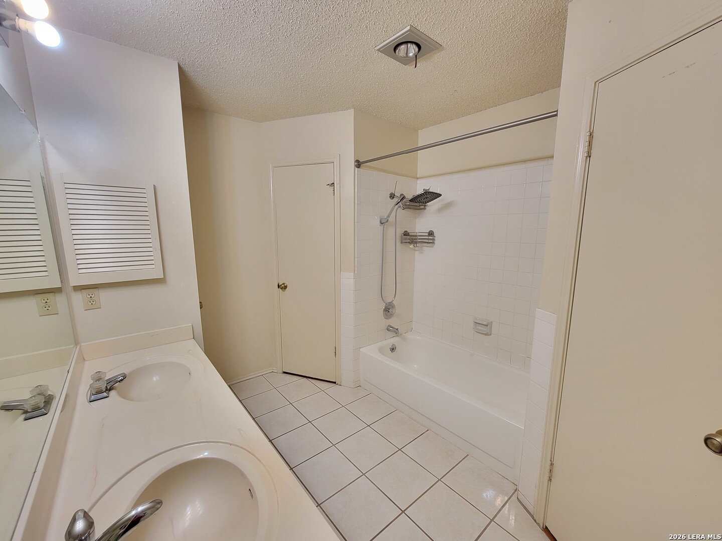 189 Meadowland Universal City TX 78148