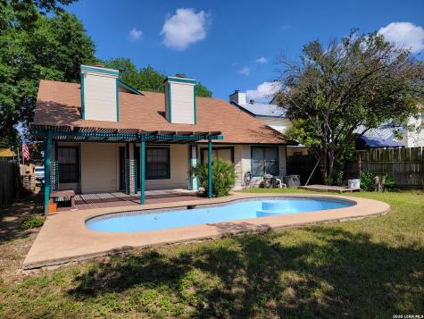 9615 Silver Moon San Antonio TX 78254