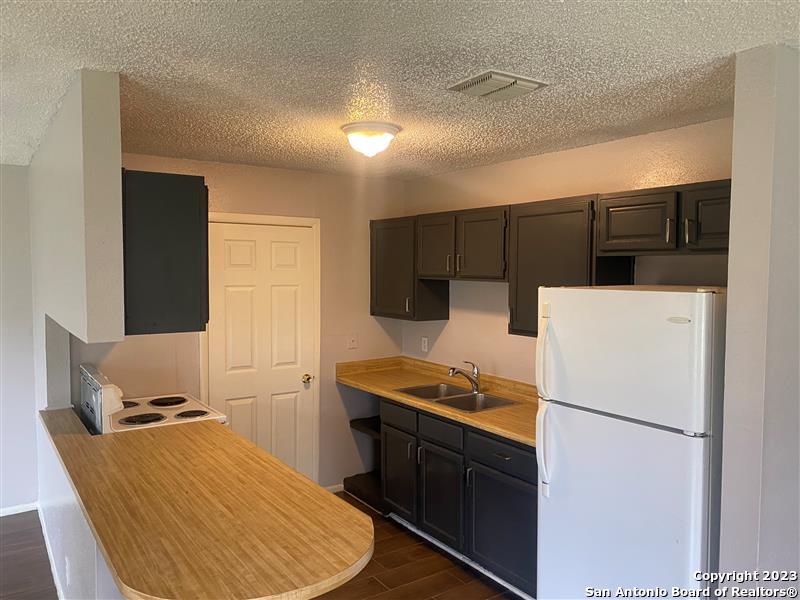 7920 Falcon Ridge San Antonio TX 78239