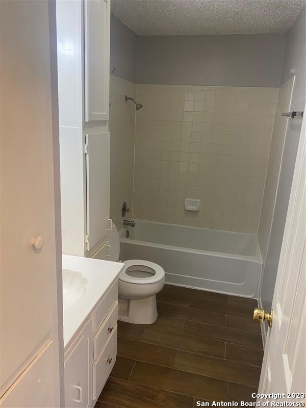 7920 Falcon Ridge San Antonio TX 78239