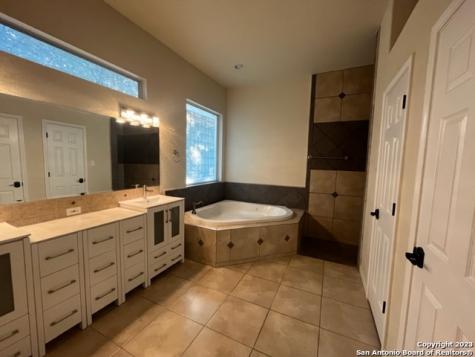 101 Cielo Vista Canyon Lake TX 78133