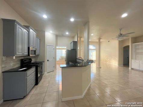 101 Cielo Vista Canyon Lake TX 78133