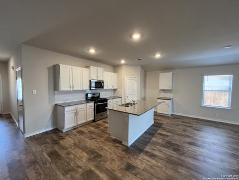 5518 Stormie Keep San Antonio TX 78266