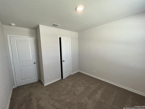 5518 Stormie Keep San Antonio TX 78266