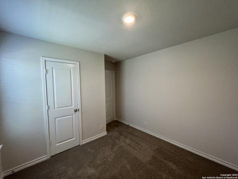 5518 Stormie Keep San Antonio TX 78266