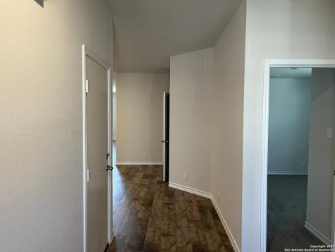 5518 Stormie Keep San Antonio TX 78266