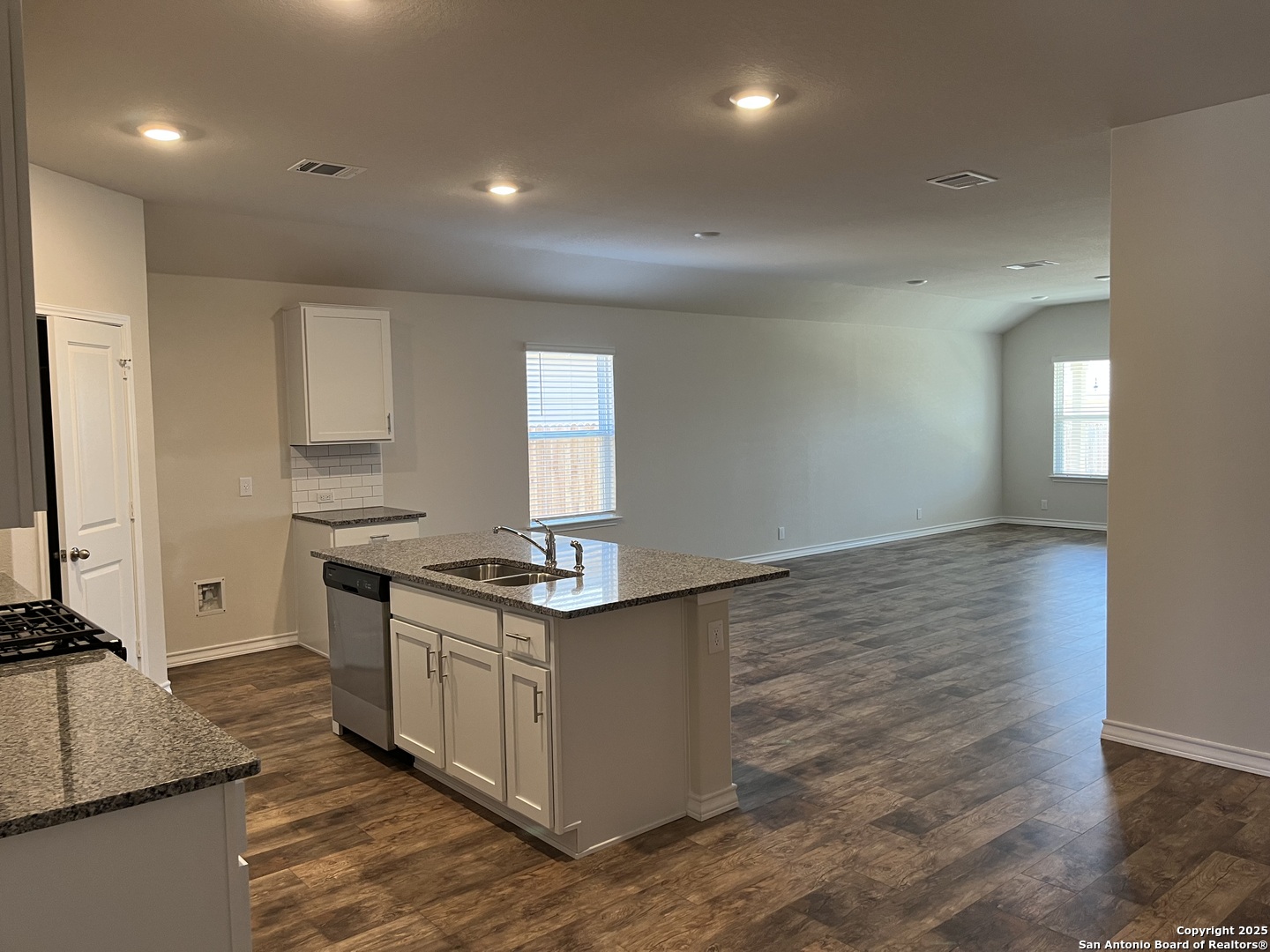 5518 Stormie Keep San Antonio TX 78266