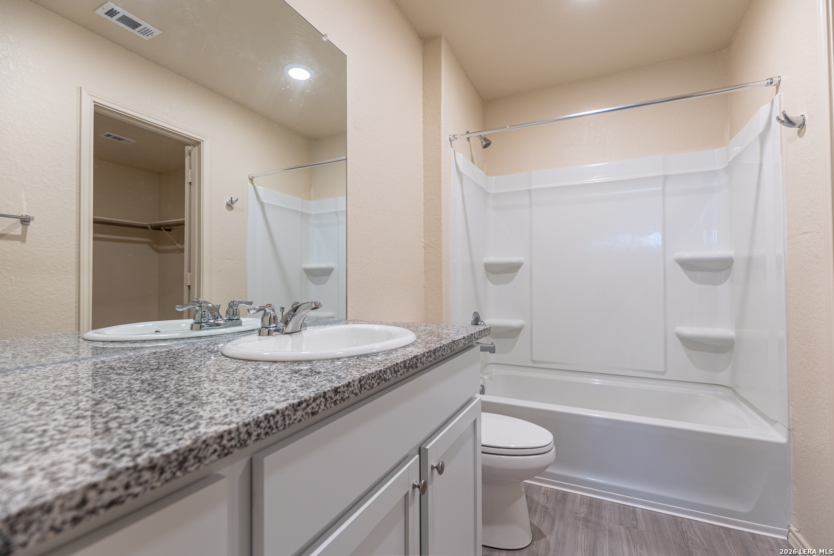 2907 Charpak Drive Converse TX 78109