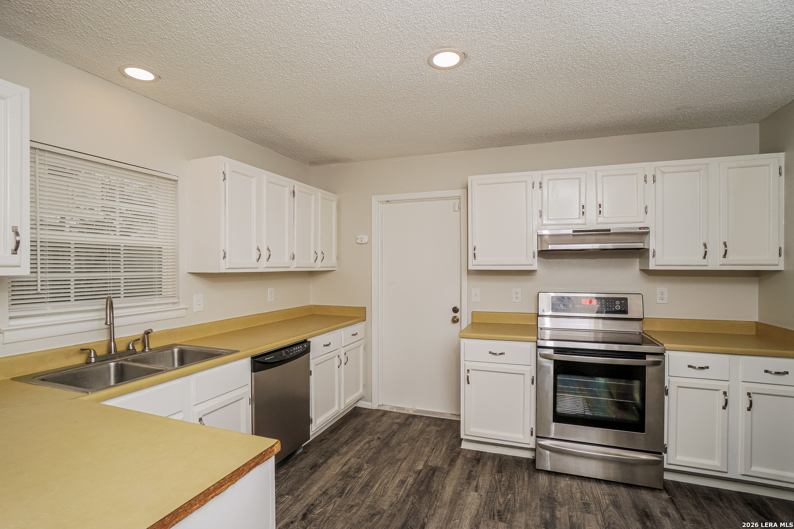 5106 Sierra Vista San Antonio TX 78233