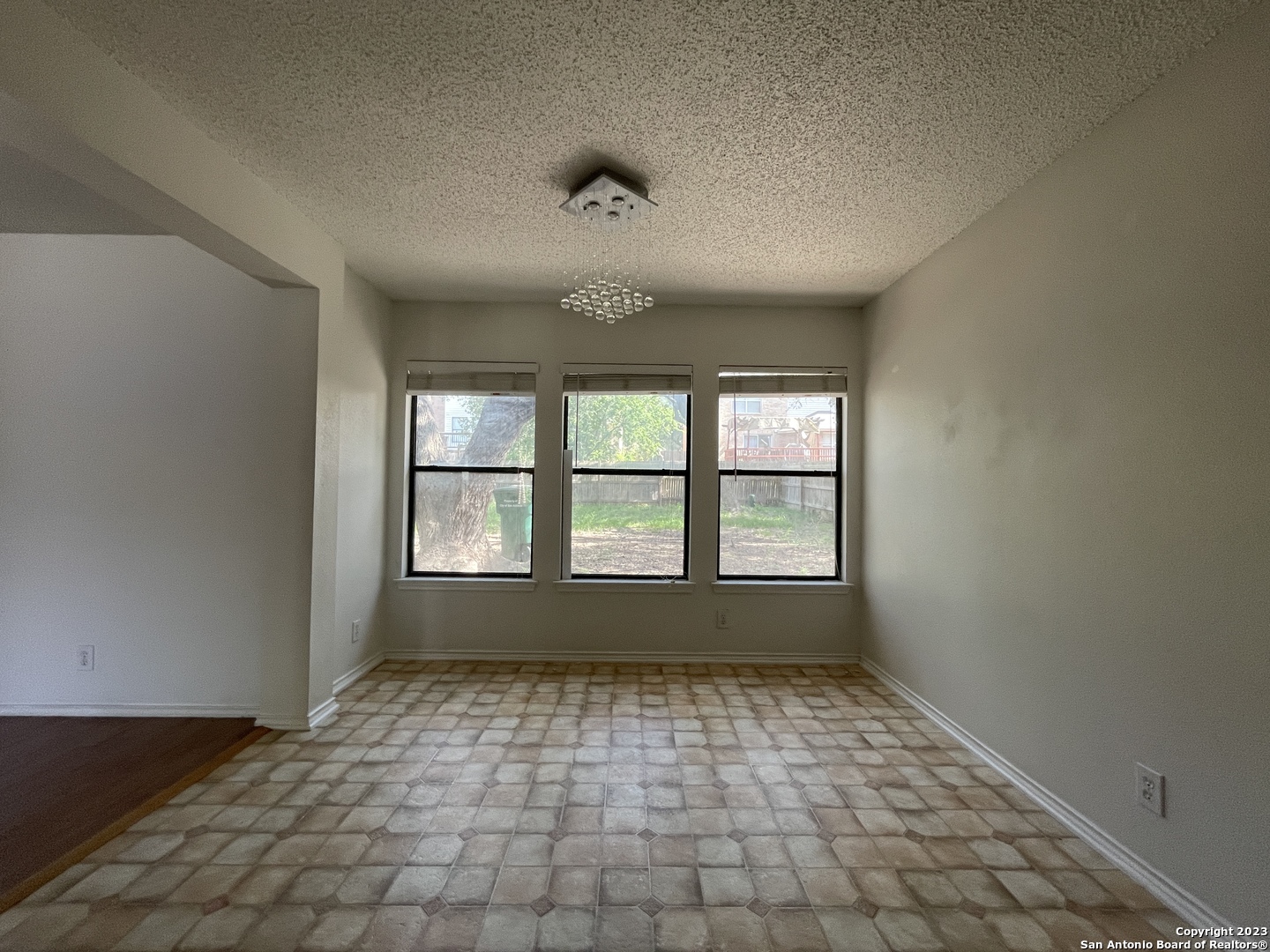 9611 Diamond Stone San Antonio TX 78254