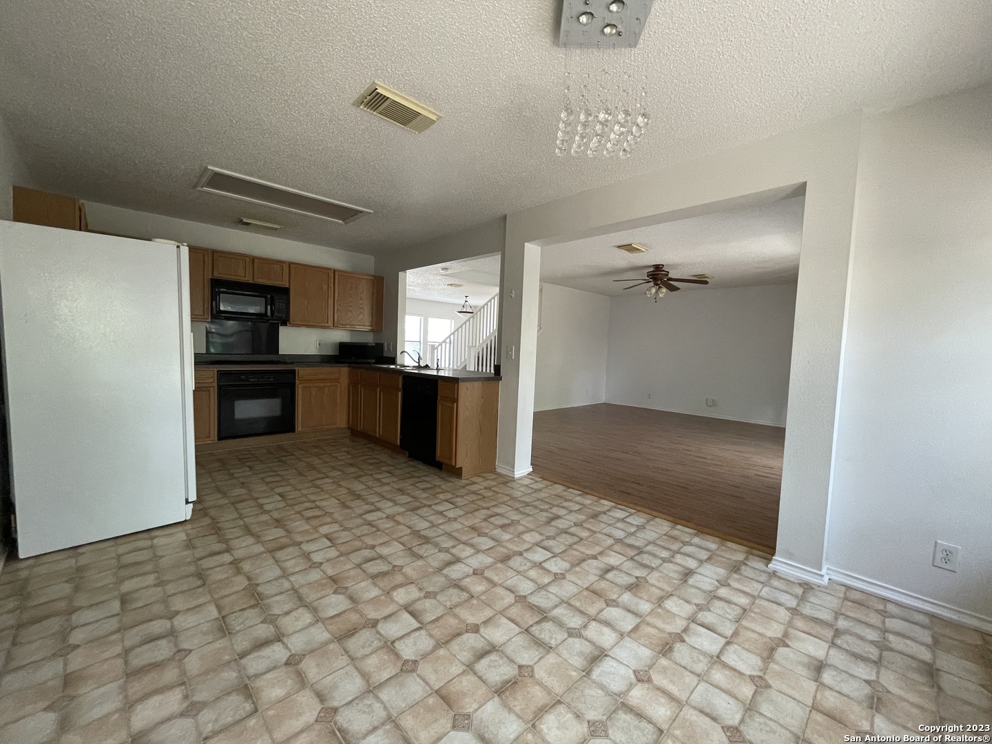 9611 Diamond Stone San Antonio TX 78254