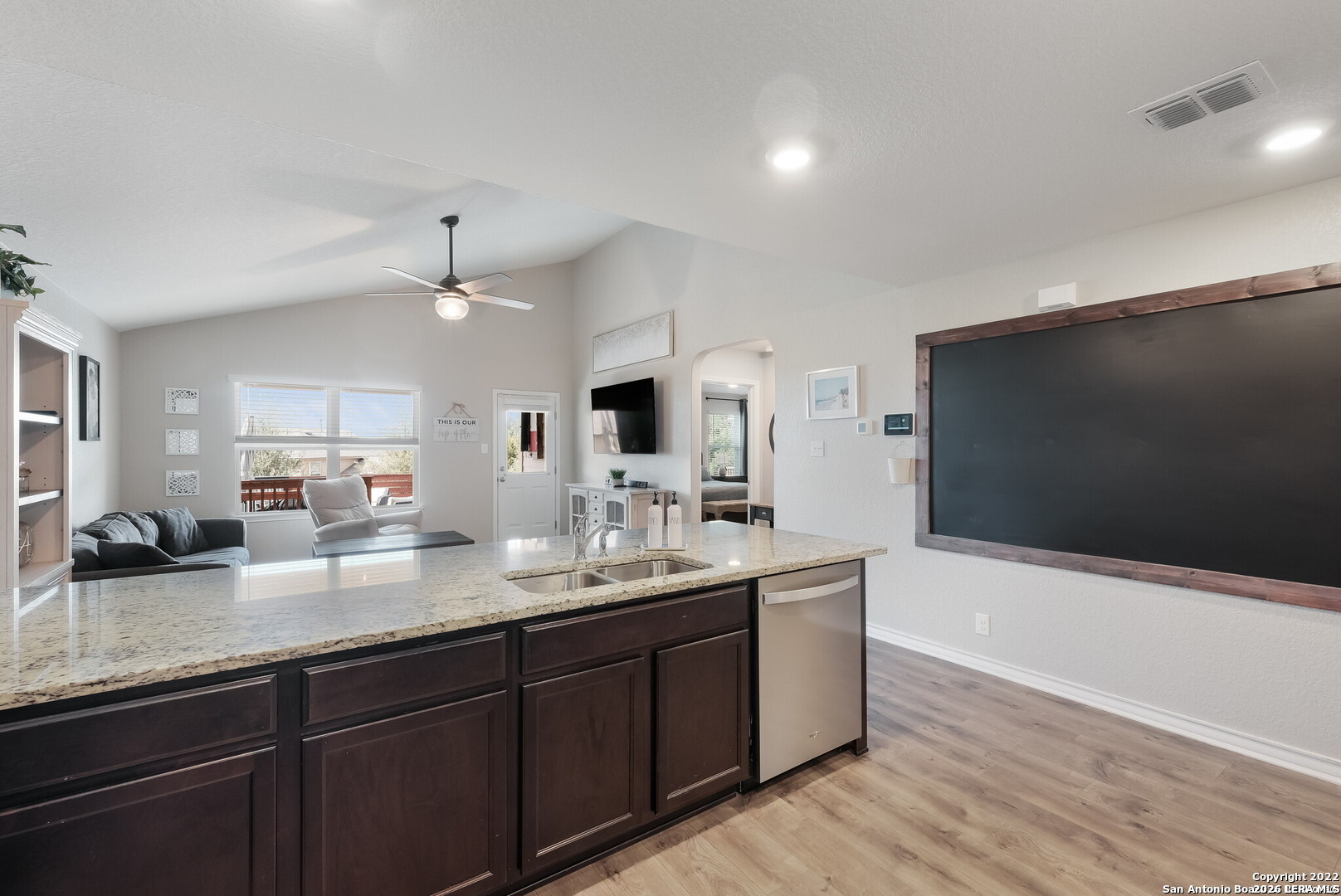 5927 Hindes Stone San Antonio TX 78253