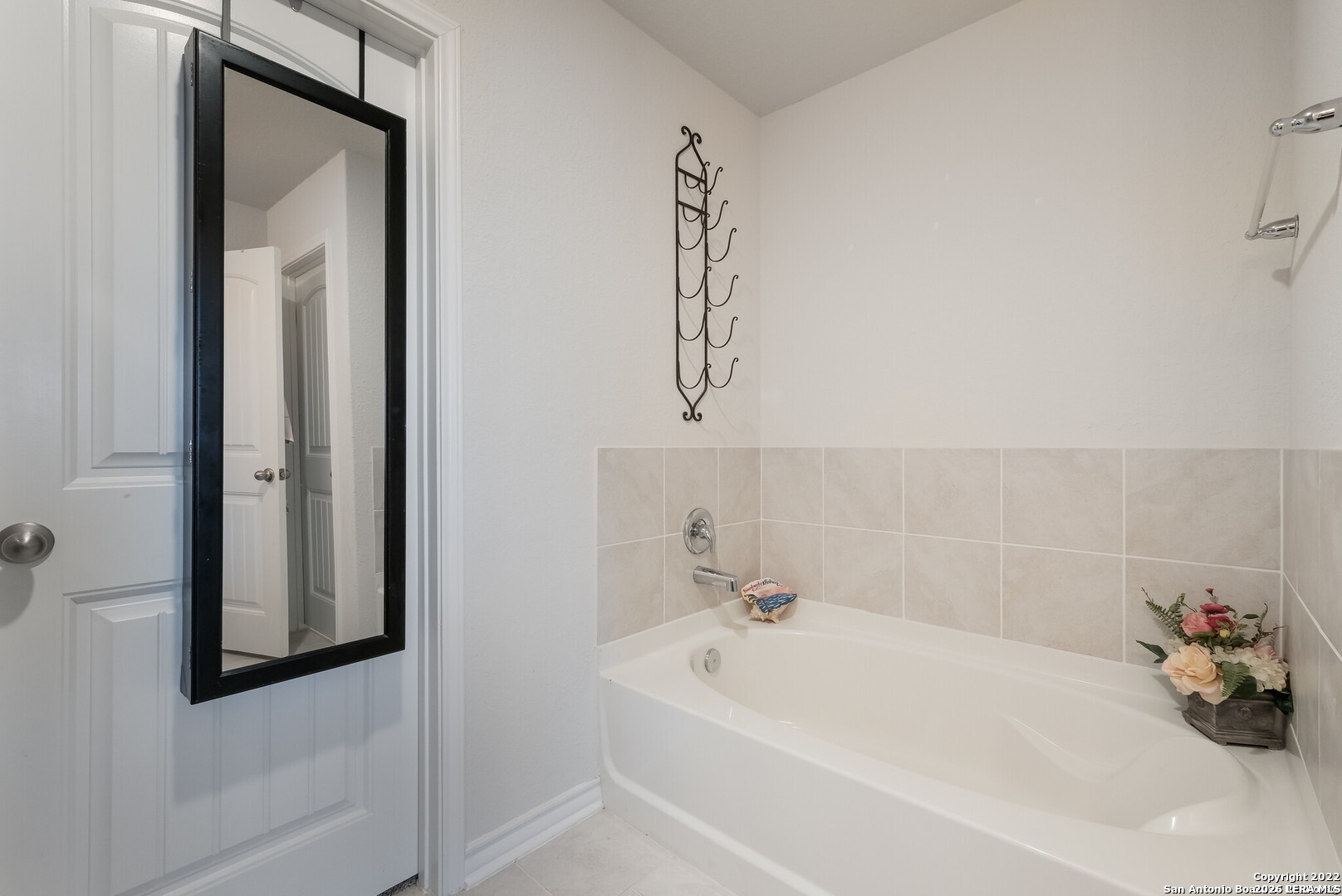 5927 Hindes Stone San Antonio TX 78253