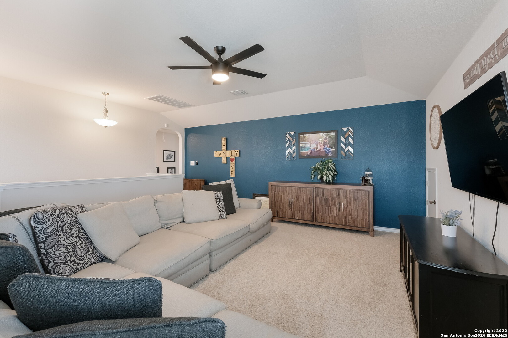 5927 Hindes Stone San Antonio TX 78253