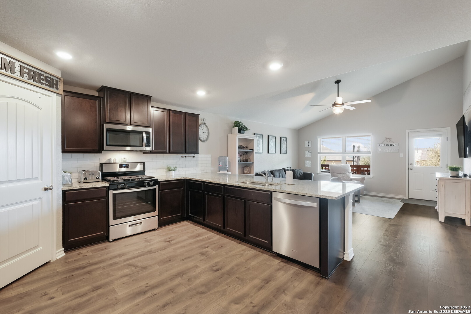 5927 Hindes Stone San Antonio TX 78253