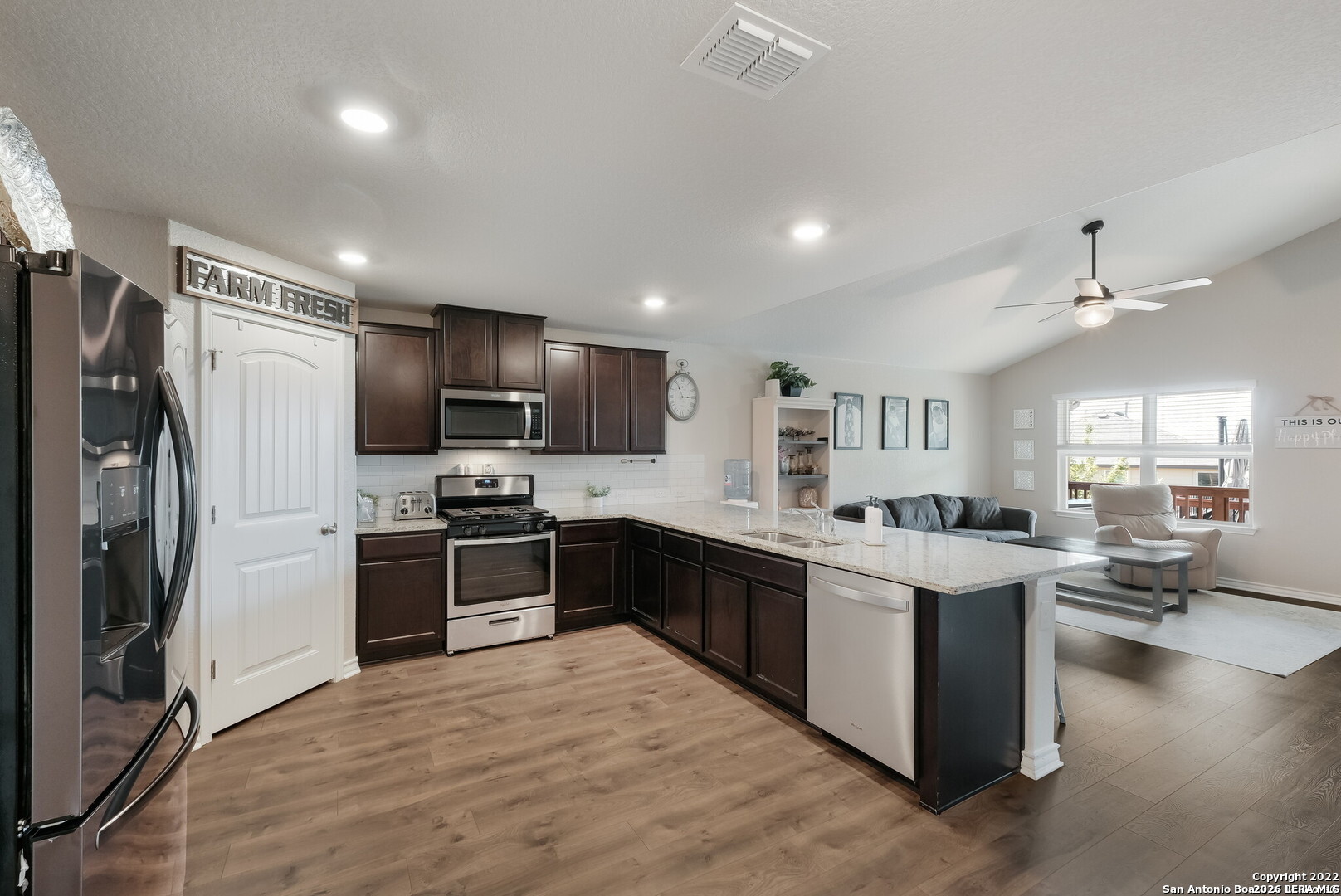 5927 Hindes Stone San Antonio TX 78253
