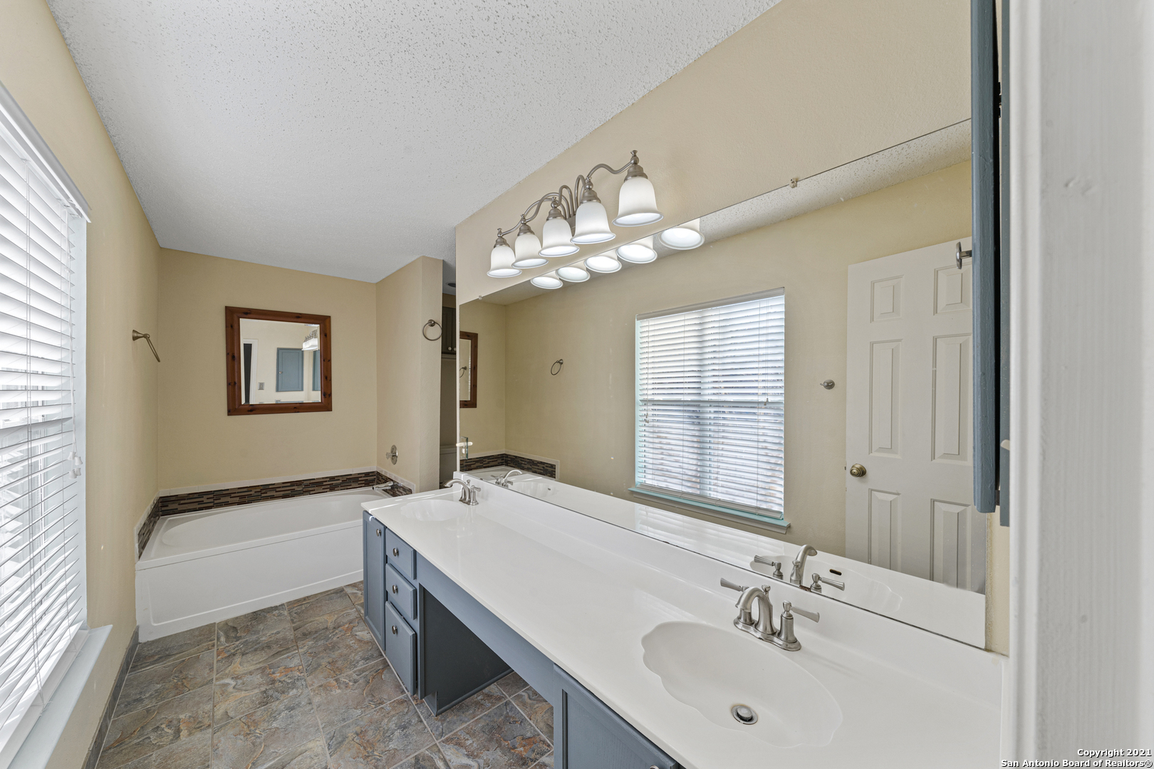 2913 Candleberry Drive Schertz TX 78154