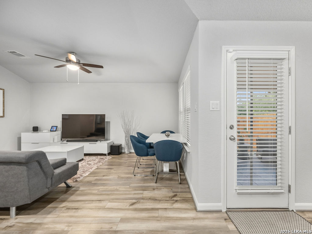 4521 Longhorn Crest San Antonio TX 78245