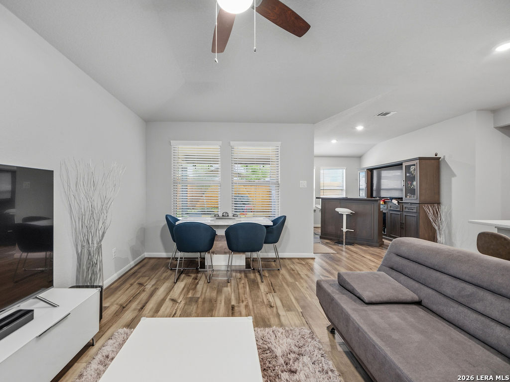 4521 Longhorn Crest San Antonio TX 78245
