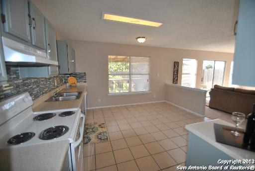 8350 Longhorn Ridge Converse TX 78109