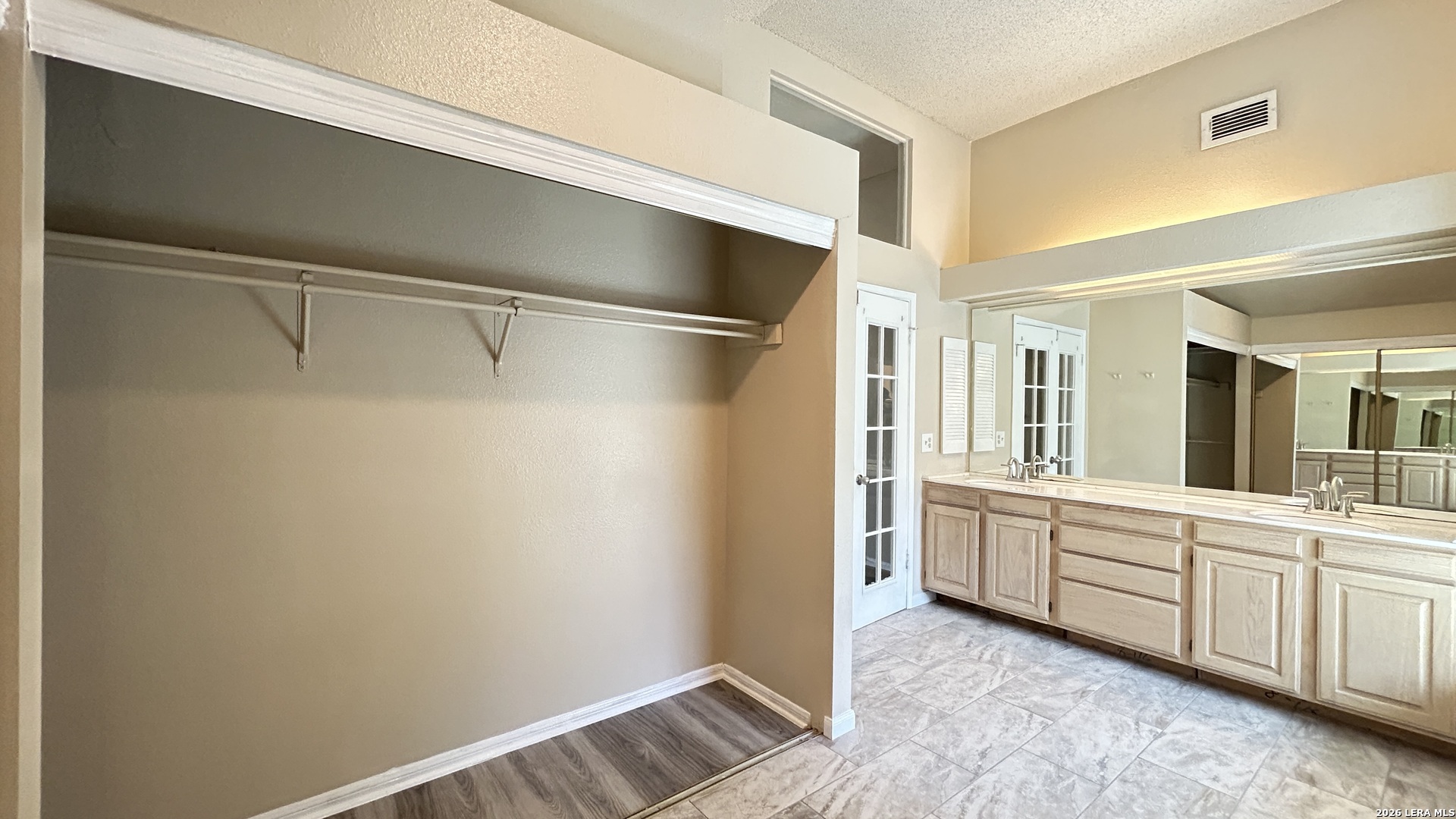 2410 Gem Oak San Antonio TX 78232
