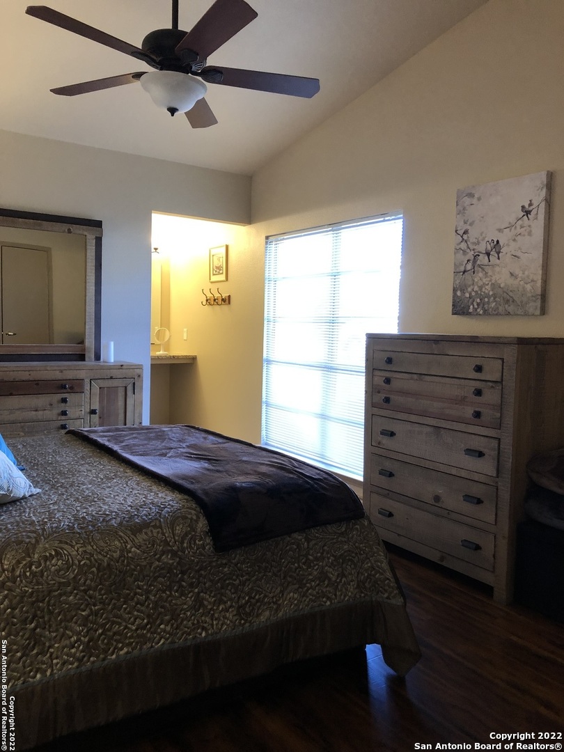 8214 Spring Town Street Converse TX 78109